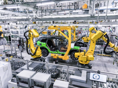 賽力斯汽車智慧工廠連軸轉(zhuǎn),只為問界新M7跑出交付"加速度"